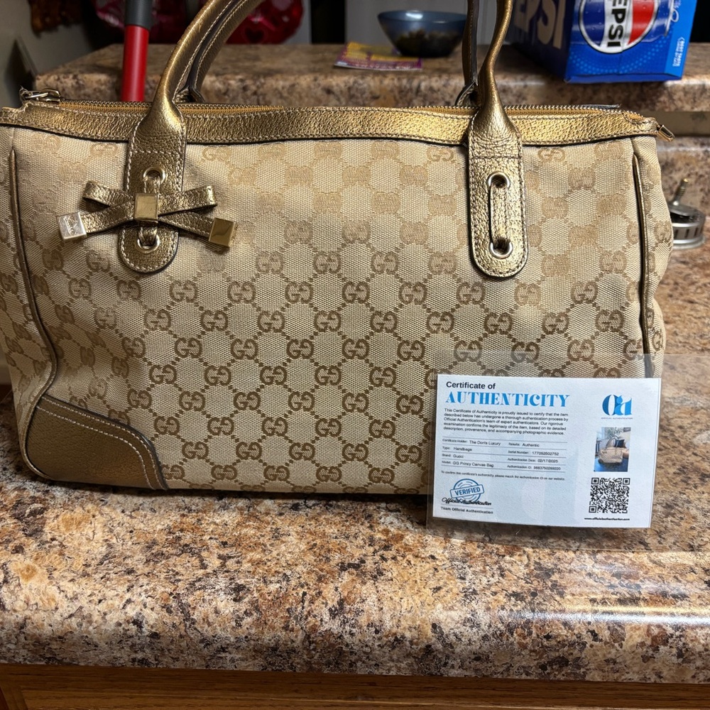 Gucci Beige and Gold Women's Bag - Picture 3 of 8